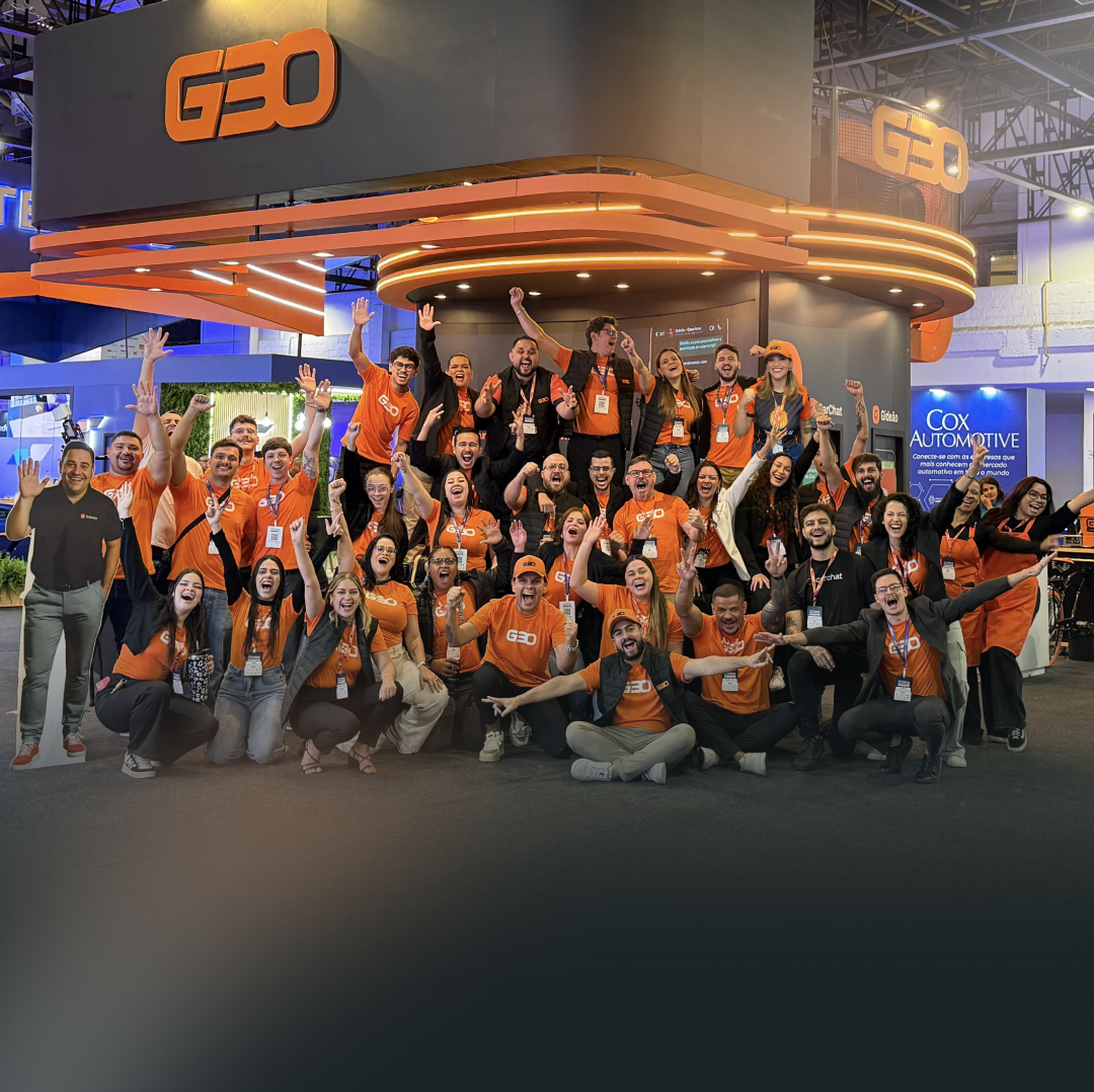 Equipe G30 em evento do varejo automotivo